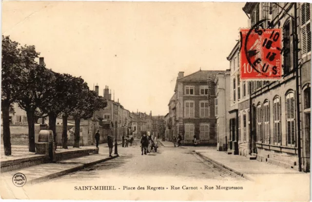 CPA Saint Mihiel-Place des Regrets-Rue Carnot-Rue Morguesson (184243)