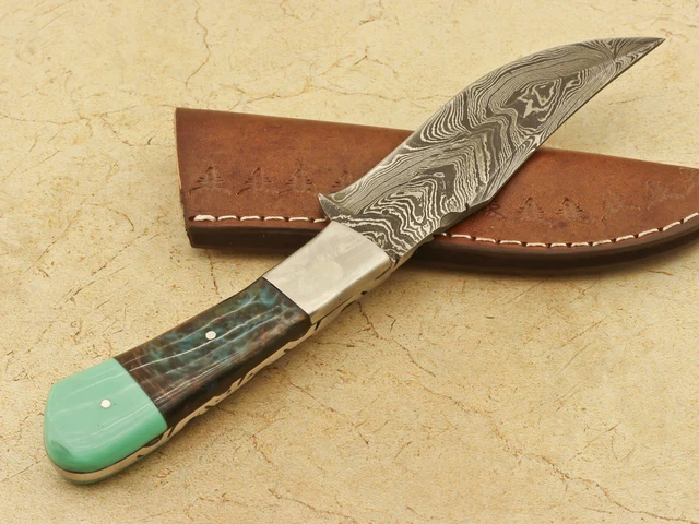 Custom Hand Forged Damascus Custom Resin Skinning Hunting Camping Knife/Steel Bo