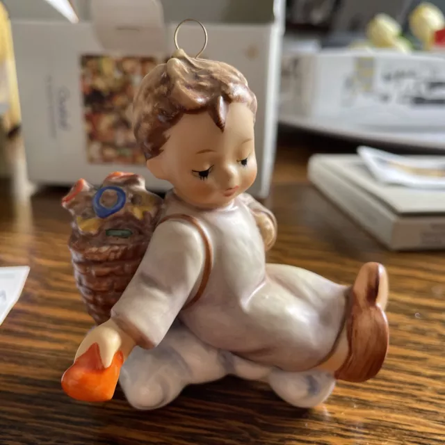 Hummel Goebel 1989 Second Edition Annual Ornament Love From Above