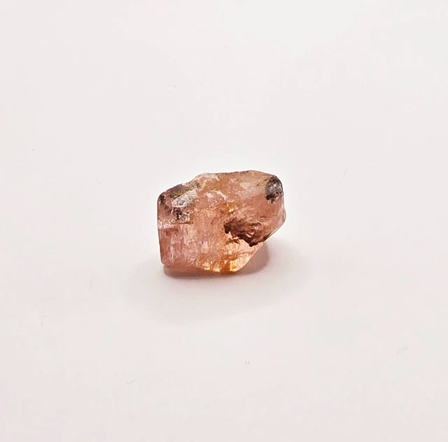 Topaze Impériale Brute Naturelle 7.38 Carats - Ouro Preto, Brésil - Neuf Avec étiquette