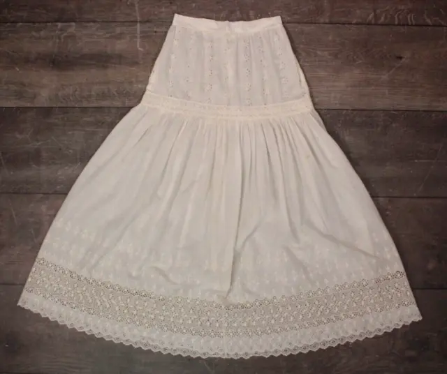 VTG Women's Antique Edwardian Early 1900s White Cotton Eyelet Lace Skirt XXS/XS