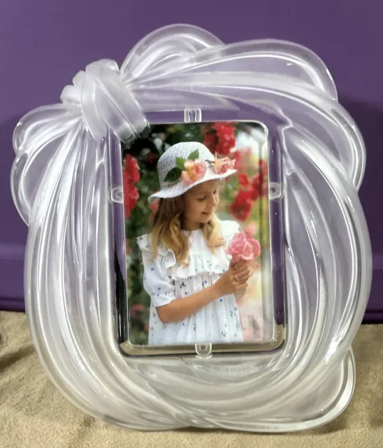 Mikasa Love Knot Crystal Frosted Glass Picture Frame Bow Ribbon  4 x 6