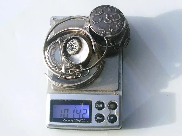 768170_7 768170_7