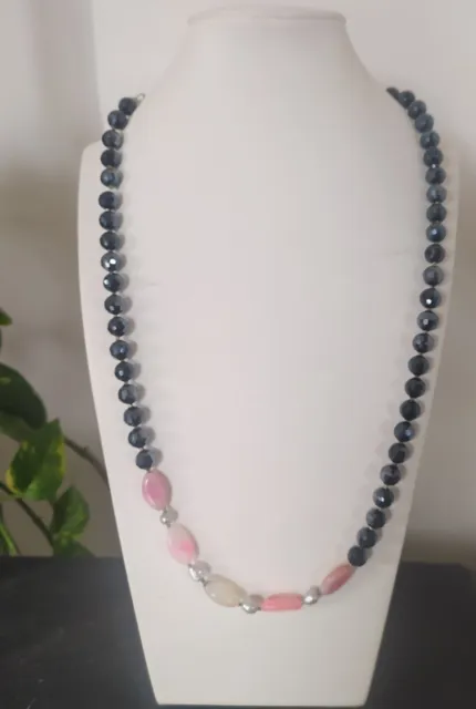 collana donna in pietre dure: cristalli neri, agata rosa e perle di fiume