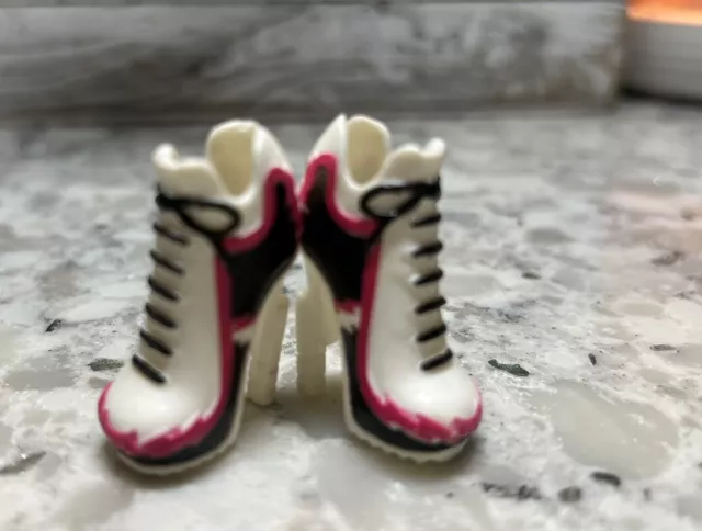 Monster High Replacement Frankie Stein Scream Uniform Fearleading Shoes