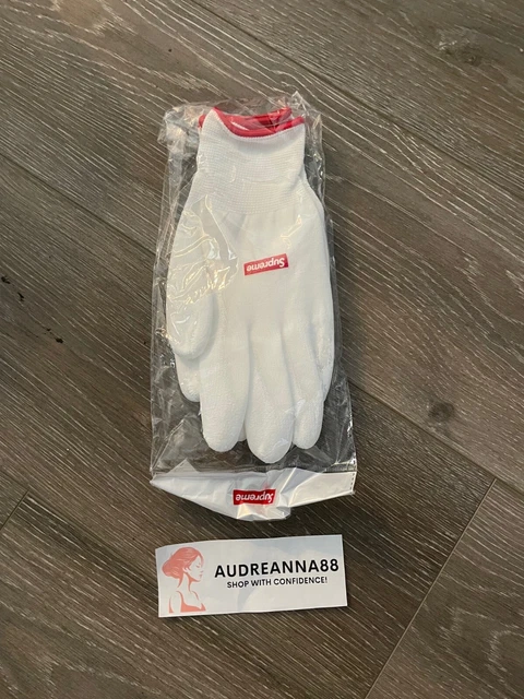 SUPREME WHITE GIFT GARDEN GLOVE - New Sealed S/S 2021