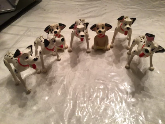 Disney 101 DALMATIONS Vintage Dogs Plastic PVC Figures Lot/7 Collectible