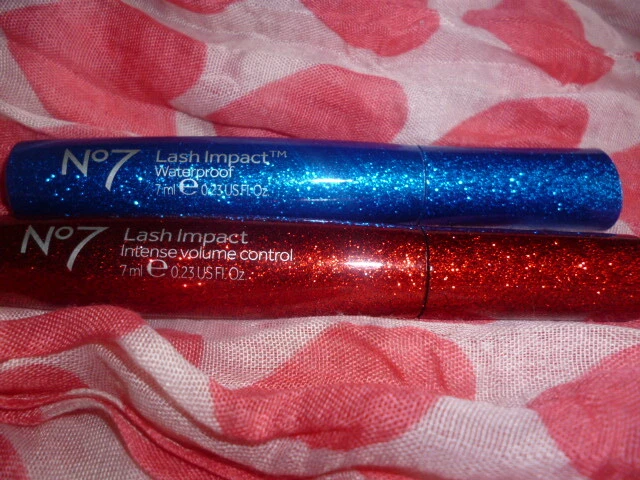 Rímel NO7 Lash Impact Impermeable NEGRO 7 ml y NO7 Lash Impact Volume NEGRO 7 m