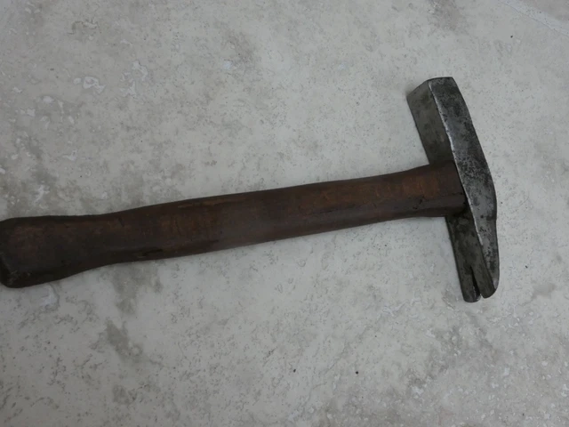 Marteau de menuisier - manche bois