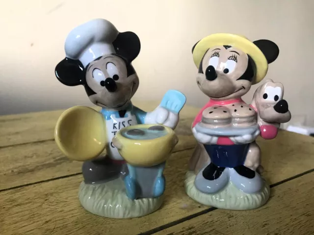 Mickey and Minnie Mouse BBQ Cookout Salt and Pepper Shaker Set  Early 2000s