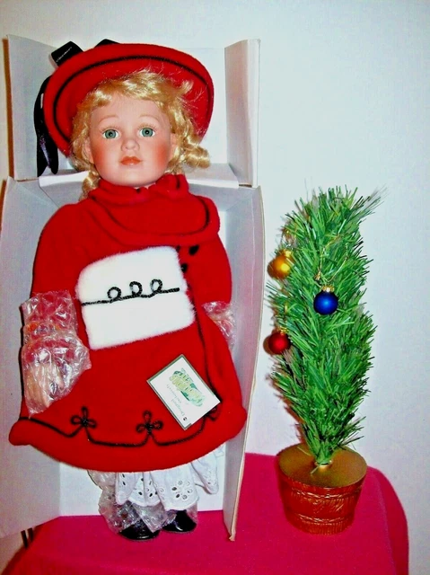 Heritage Signature Collection Porcelain "Andrea's Lighted Tree" With Coa & Tree
