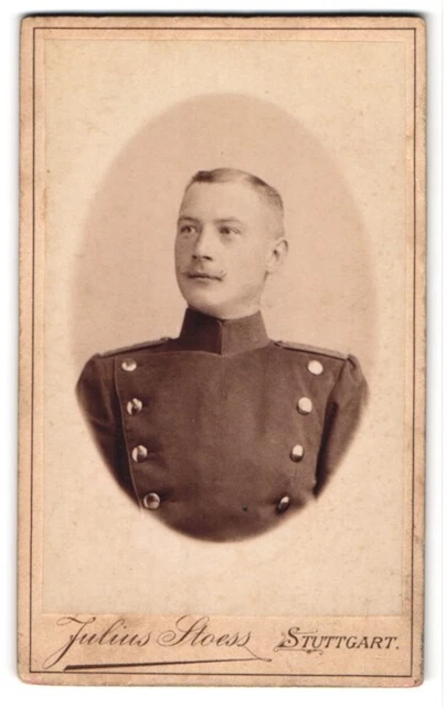 Fotografie Julius Stoess, Stuttgart, Eberhardtstraße 47, Uniformierter Ulane mi