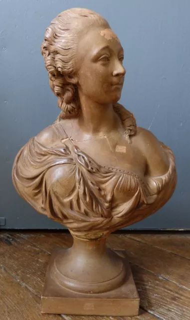 Madame Du BARRY sculpture statue en terre cuite signée PAJOU (1730-1809) 18e s.