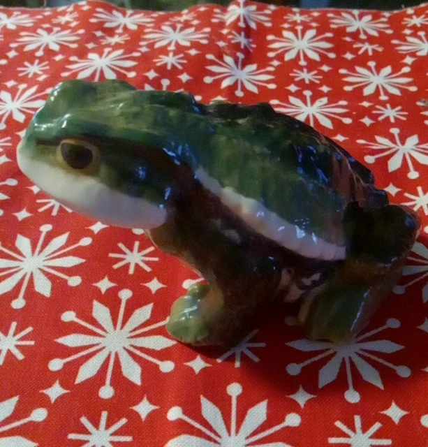 Vintage JAPANESE Ceramic POTTERY HIRADO Style FROG TOAD Figurine SCULPTURE