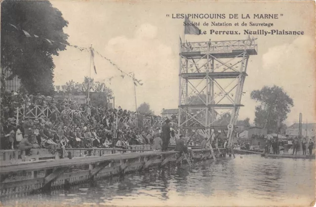 Cpa 94 Le Perreux / Neuilly Plaisance / Les Pingouins De La Marne Societe De Nat