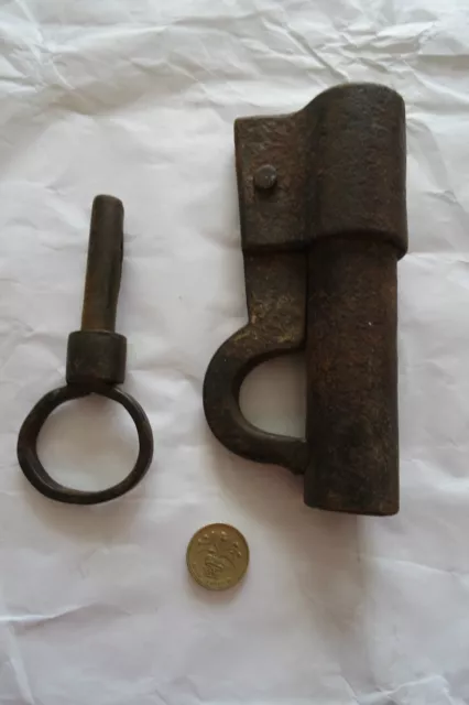 Vintage Large Padlock with one key, working order.