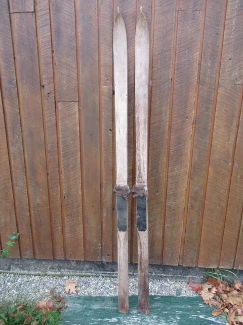 BEAUTIFUL Vintage Wooden 77" Long Snow Skis Old Brown Finish Pointed Top Tips!!