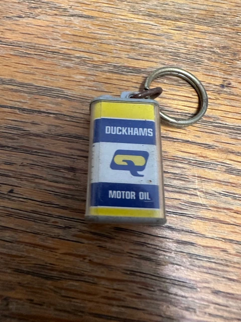 VINTAGE  DUCKHAMS Q MOTOR OIL Keyring- Genuine.
