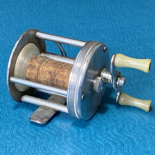 1923 VINTAGE 4 BROTHERS MOHAWK Casting Reel 150 Small Lure Bait Fishing Reel USA $39.99 - PicClick 1923 VINTAGE 4 BROTHERS MOHAWK Casting Reel 150 Small Lure Bait Fishing Reel USA $39.99 - PicClick