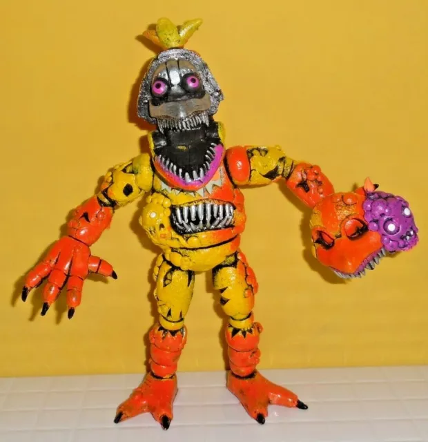 Cortador Animatronics Five Nights Montgomey Jacaré 8 Cm no Shoptime