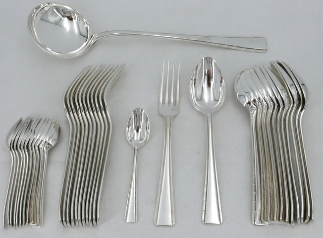 MÉNAGÈRE 81 PIÈCES MÉTAL ARGENTÉ ERCUIS RARE MODELE ART DÉCO
