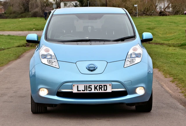 2015 NISSAN LEAF Tekna 24Kw Electric 5 Door Auto 62K Miles Sat Nav