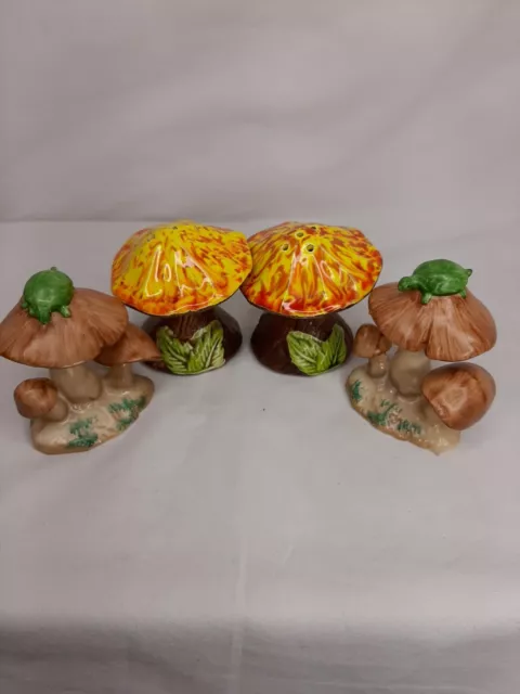 Vintage Lefton Mushroom Turtle Figurines 4 Mushrooms Salt and Pepper Shakers