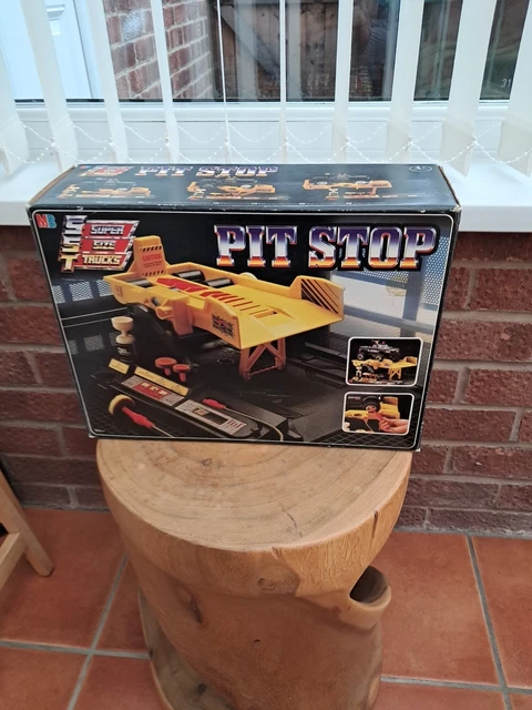 Pit Stop Super Size Trucks MB Rare Vintage jamais joué en