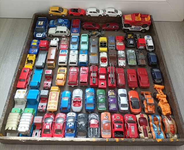 LOT DE 16 Voitures miniatures Norev Majorette Renault Toys EUR 10,00 - FR