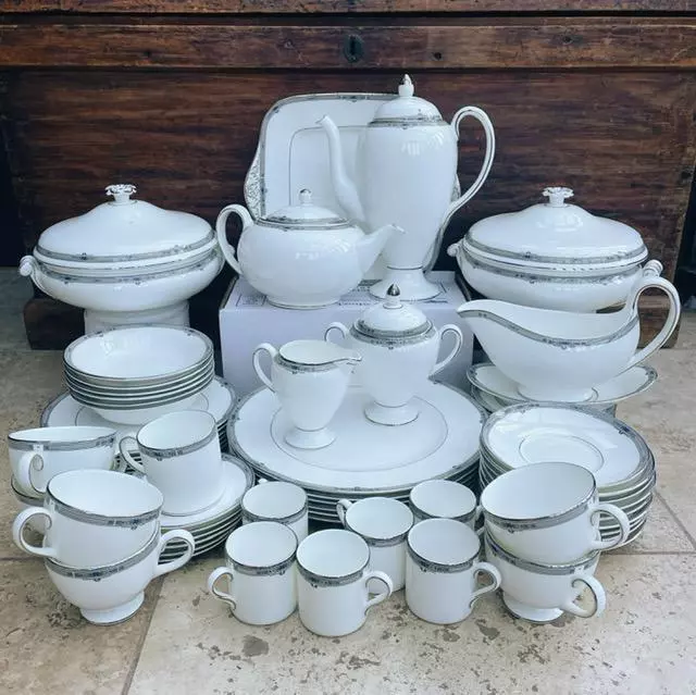 Wedgwood Amherst Dinnerware - Sold Individually, with big multibuy Discounts