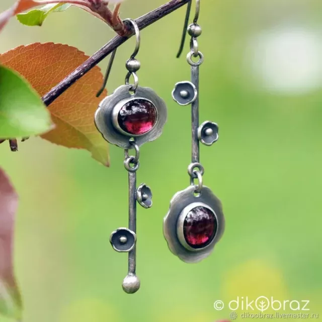 Beautiful Handmade Retro Red Stone Silver Hook Earrings