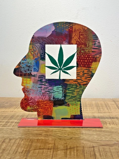 Sculpture Pop art Metal Head " Head smoke " par DAVID GERSTEIN