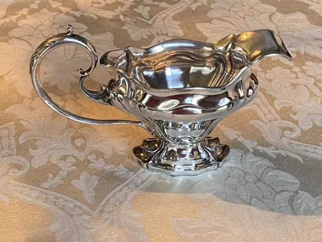 Stunning Rare Art Nouveau Pairpoint Silver plated Gravy / Sauce Boat.  The Best