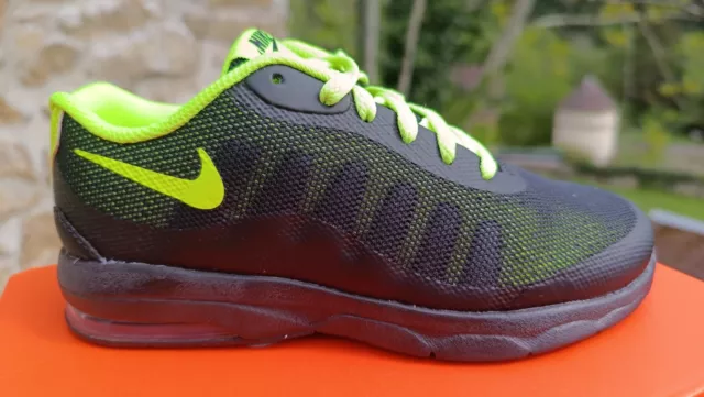 DESTOCKAGE 50 BASKETS Nike Air Max Invigor Mixte Enfant Garcon Fille 31.5 EUR 29 90 PicClick FR