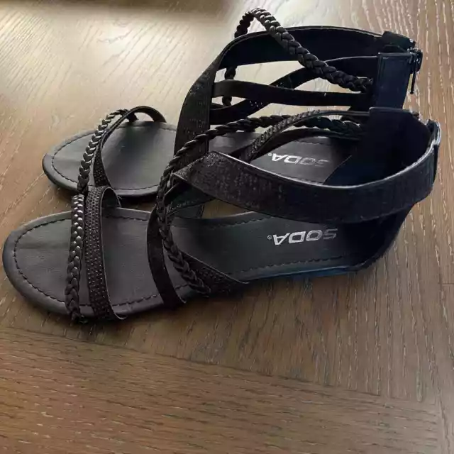 Soda Sandals Womens Size 8.5 Black Strappy Glitter Zip Back Shoes