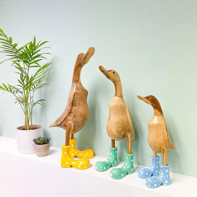 DCUK Natural Spotty Boots Ducky - BATA Ltd