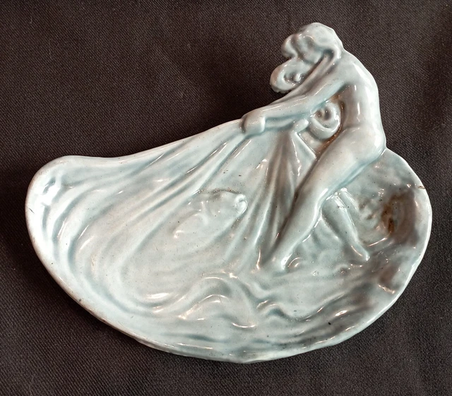Porte-Savon Vintage En Fonte Émaillée Blanc - Ancien Modèle à Accrocher
