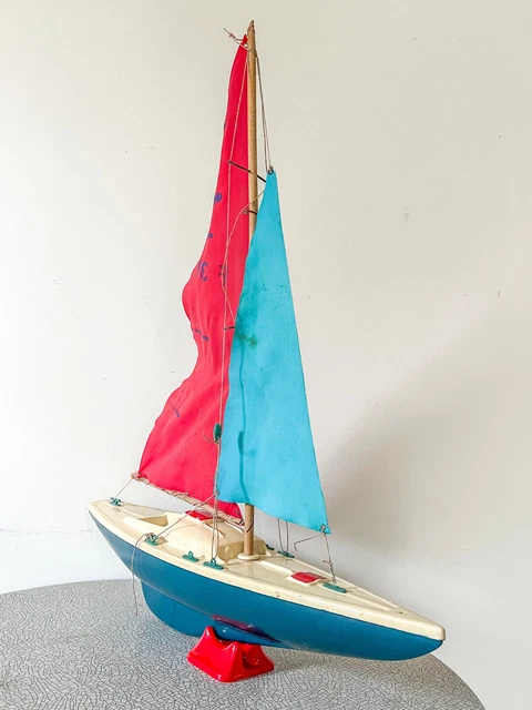 Voilier De Bassin - Yacht Giraud Sauveur - Fabrication Française - Occasion