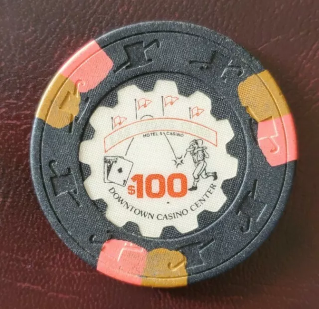 Las Vegas Club $100 Casino Chip Downtown Casino Center Las Vegas Nevada - Open