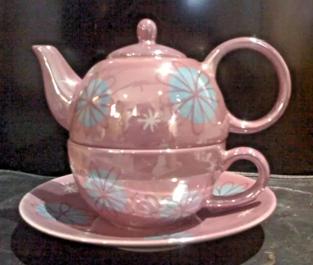 Whittard of Chelsea Winter Wonderland Tea For One 2003 Pink Lustre finish Exc