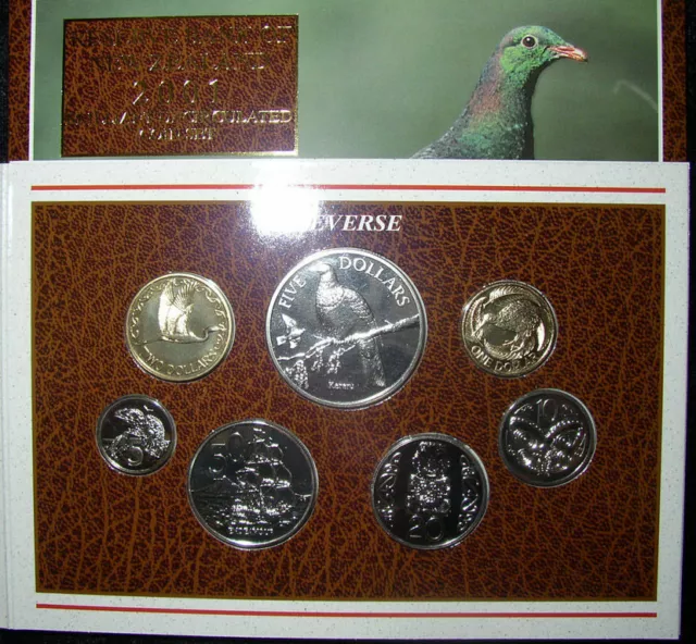 New Zealand  - 2001 - Brilliant Uncirculated Coin Set- Kereru Pigeon