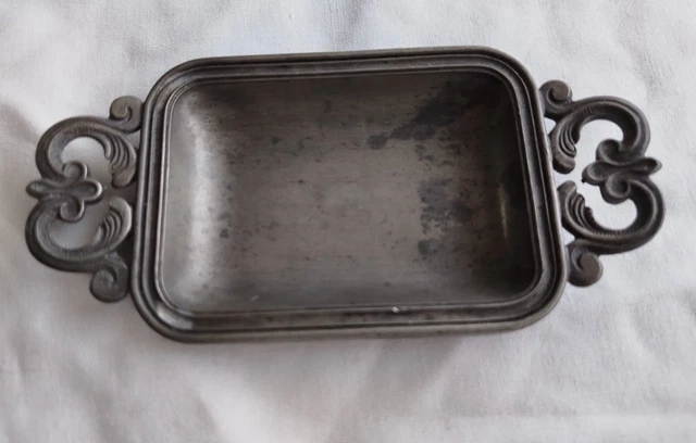 Pewter plate (1965) - Les Potstainiers hutois