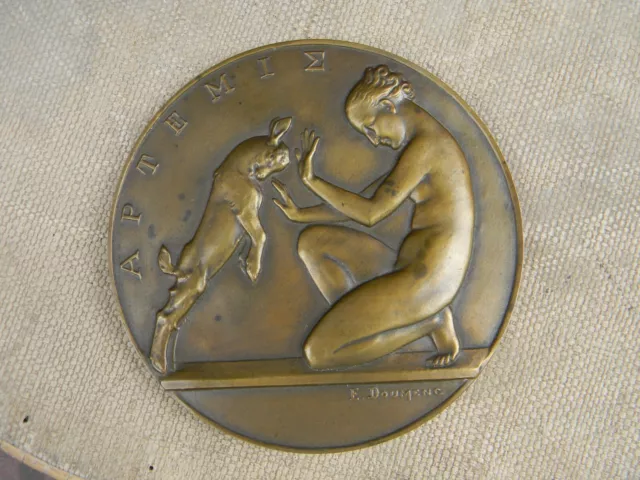 Médaille Bronze Art Déco Artémis par E Doumenc 11,5 cm