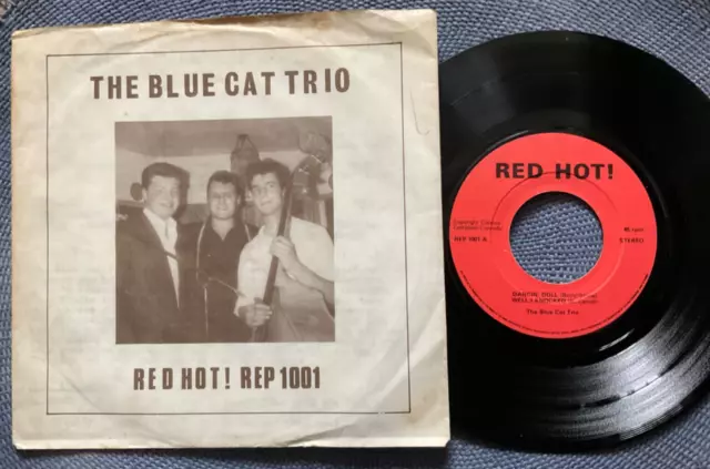 THE BLUE CAT TRIO - EP rare UK 1979 E.P. / ROCKABILLY / TEDDY BOY + INSERT MINT-