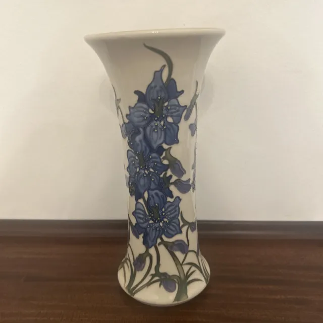 moorcroft blue vase chipped
