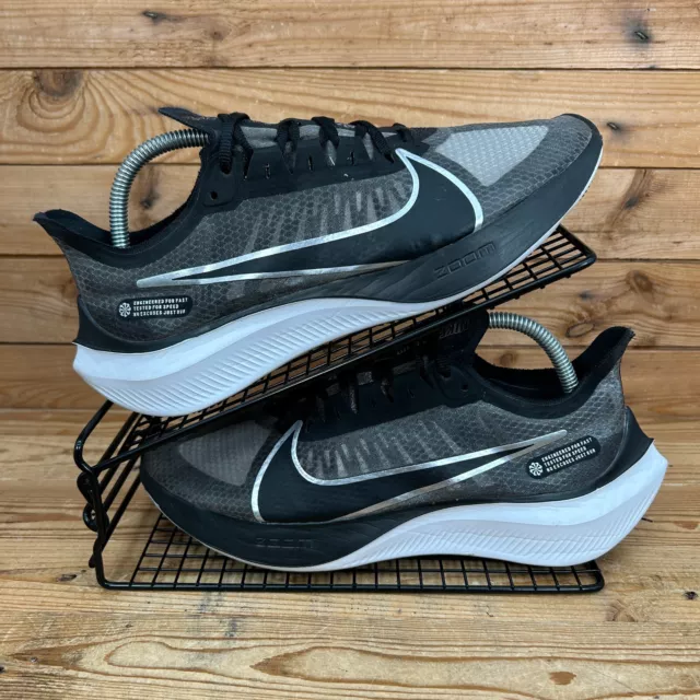 Nike running zoom gravity trainers in black deals