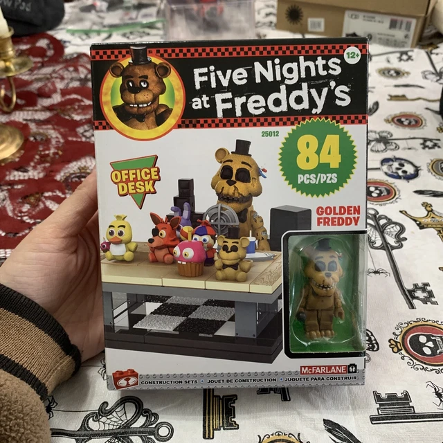 McFarlane Toys 25203-3 Five Nights at Freddy's Salvage Room Micro