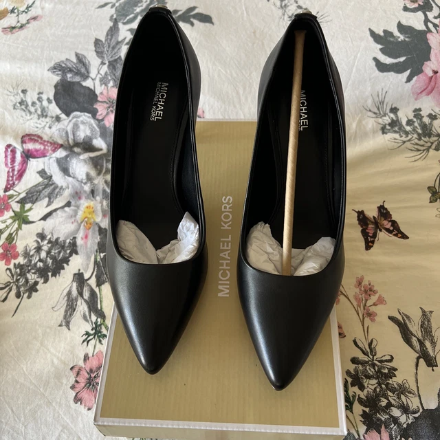 Michael kors ashby deals flex mid pump