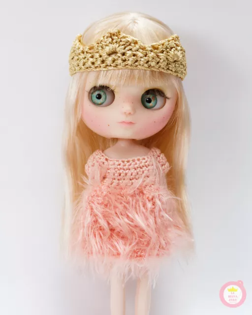 Conjunto de Reina en color salmón para muñeca Middie Blythe