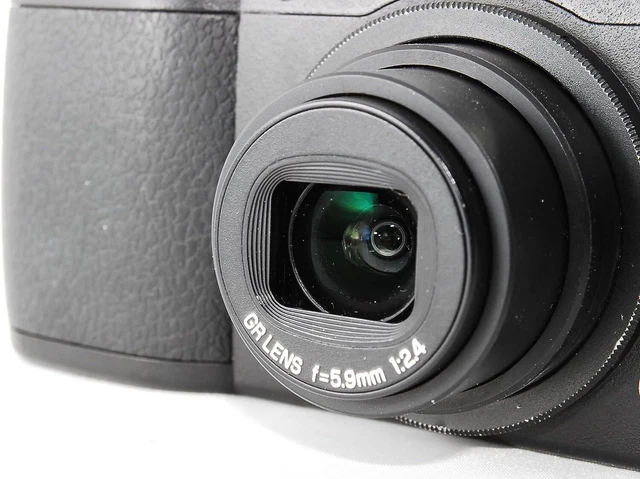 RICOH GR DIGITAL II 10.1MP Excellent++++ Digital Camera Black 3
